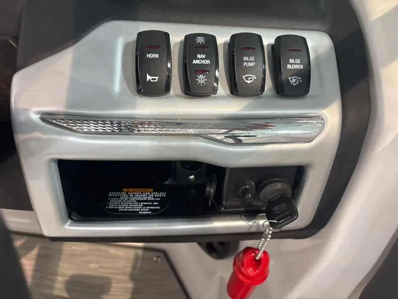 Slide: The Image of Regal 22 FasDeck 2019 - 17