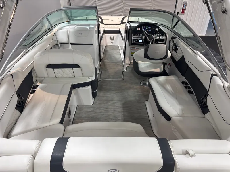 Slide: The Image of Regal 22 FasDeck 2019 - 6