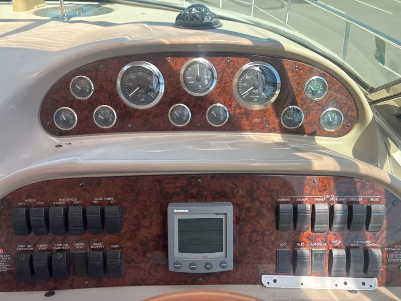 Slide: The Image of Sea Ray 360 Sundancer 2002 - 17