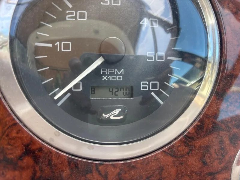 Slide: The Image of Sea Ray 360 Sundancer 2002 - 18