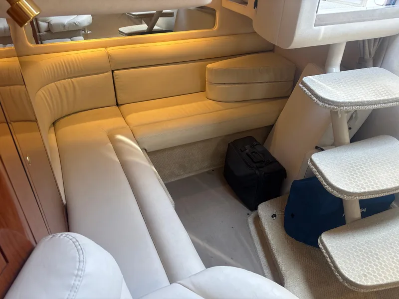 Slide: The Image of Sea Ray 360 Sundancer 2002 - 27