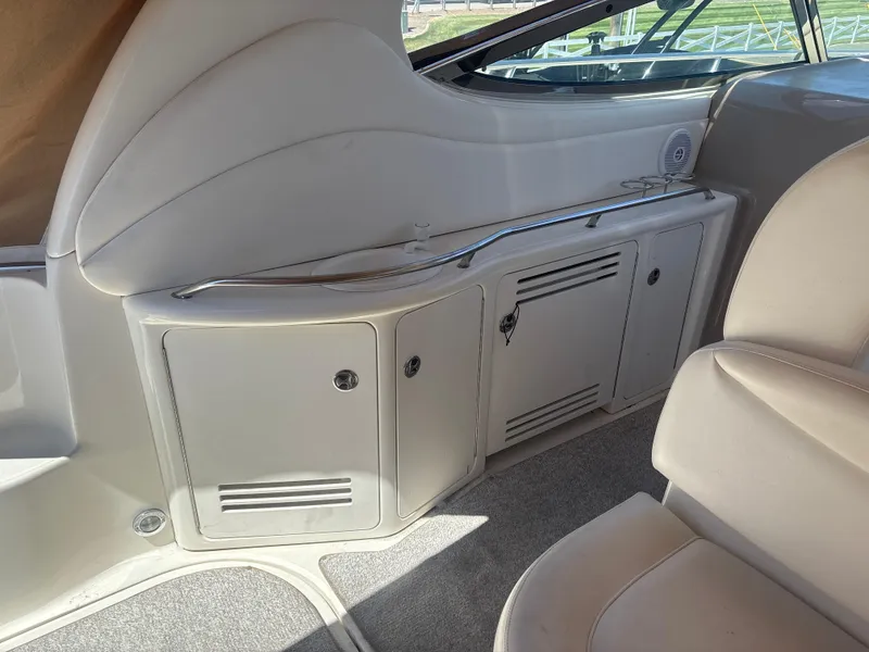 Slide: The Image of Sea Ray 360 Sundancer 2002 - 9