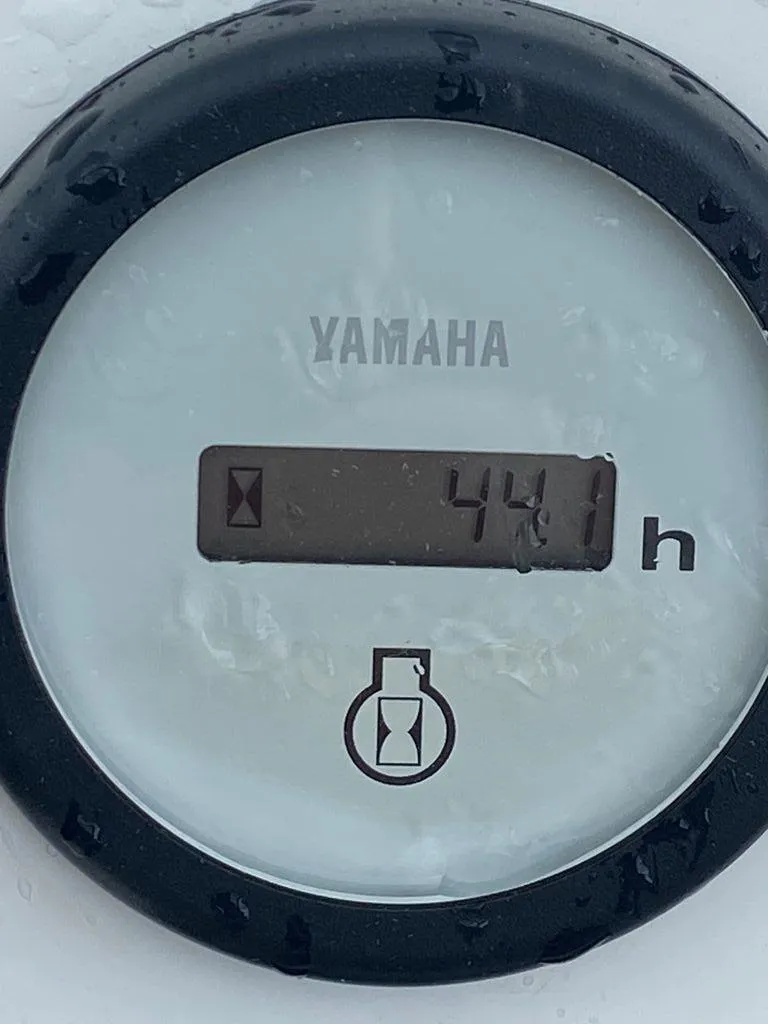 Slide: The Image of NauticStar 191 Hybrid 2021 - 3