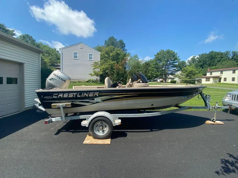 Slide: The Image of Crestliner Fish Hawk 2003 - 5