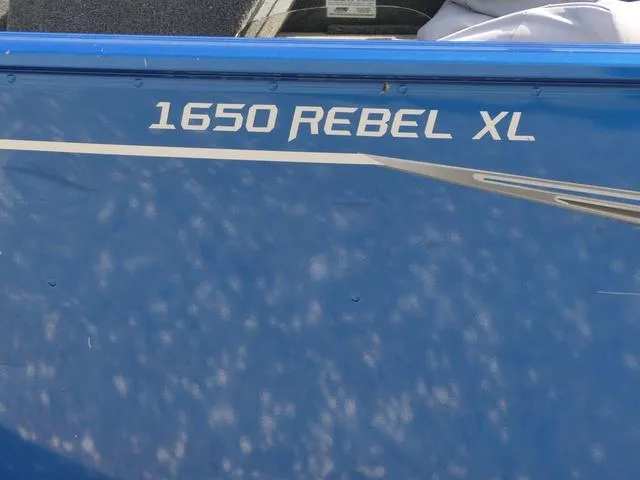 Slide: The Image of Lund 1650 Rebel XL SS 2022 - 11