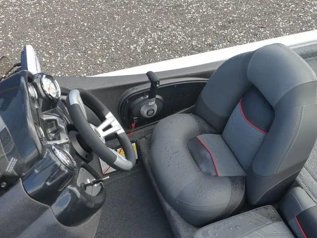 Slide: The Image of Tracker Pro Team 175 TXW 2022 - 18