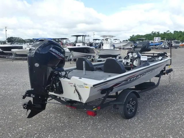 Slide: The Image of Tracker Pro Team 175 TXW 2022 - 4