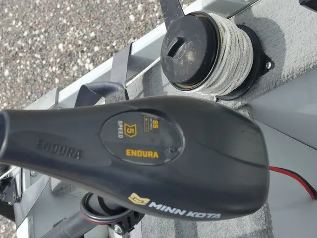 Slide: The Image of Smoker Craft Pro Mag 140 2006 - 10