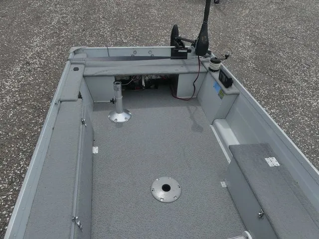 Slide: The Image of Smoker Craft Pro Mag 140 2006 - 8