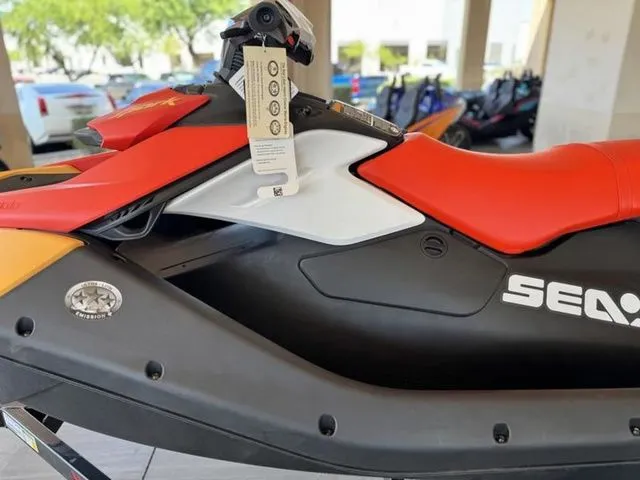 Slide: The Image of Sea-Doo Spark for 3 2025 - 14