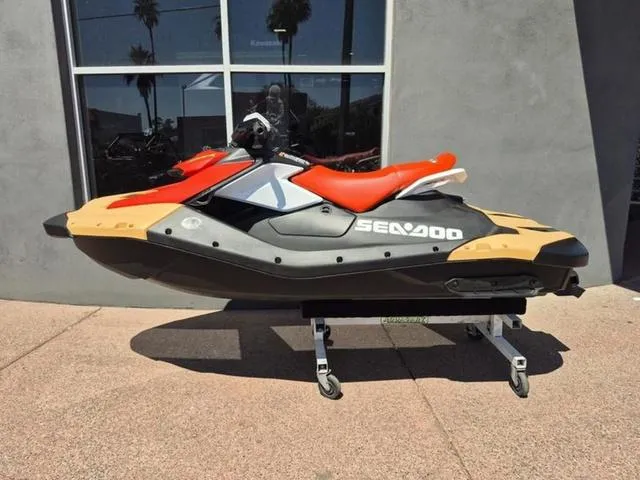 The Image of Sea-Doo Spark for 3 2025 - 1