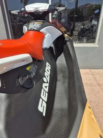 Slide: The Image of Sea-Doo Spark for 3 2025 - 10