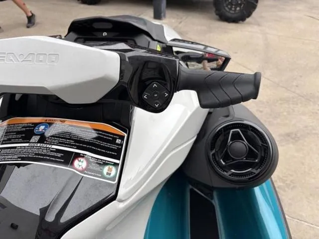 Slide: The Image of Sea-Doo GTI 2025 - 10