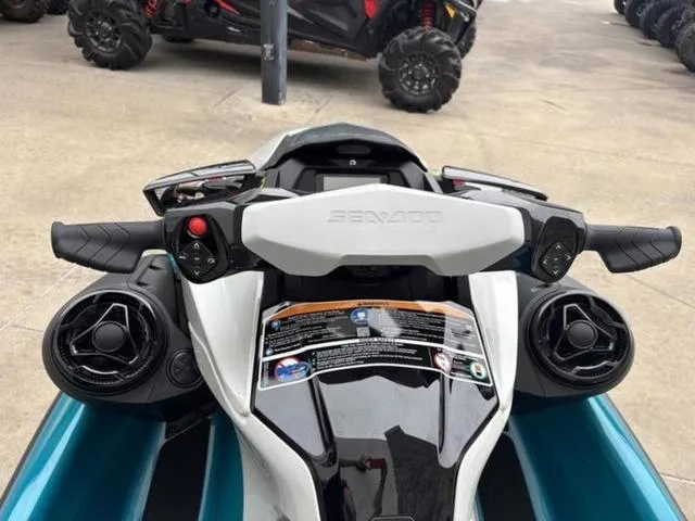 Slide: The Image of Sea-Doo GTI 2025 - 9