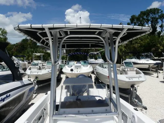 Slide: The Image of Angler 204 FX 2004 - 11