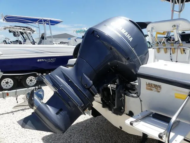 Slide: The Image of Angler 204 FX 2004 - 5