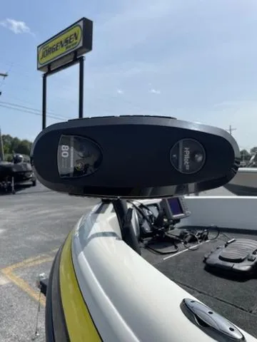 Slide: The Image of Ranger 1850 RS 2010 - 3