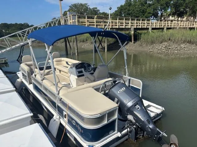 Slide: The Image of Hurricane FunDeck 226 2014 - 15