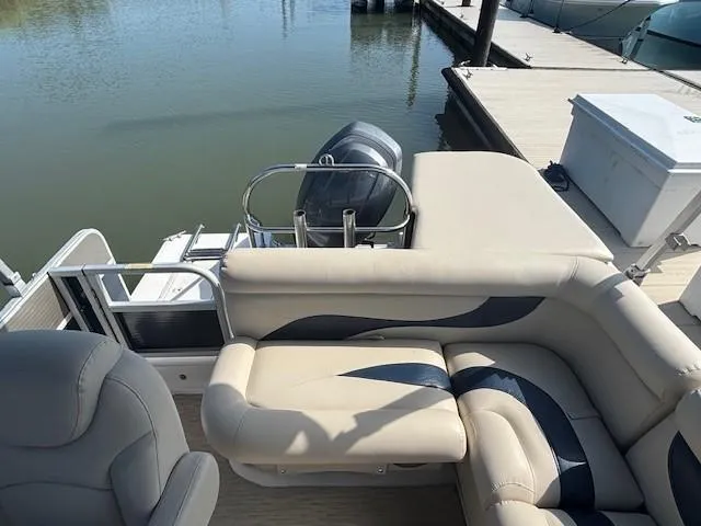 Slide: The Image of Hurricane FunDeck 226 2014 - 21