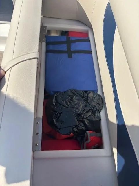 Slide: The Image of Hurricane FunDeck 226 2014 - 40