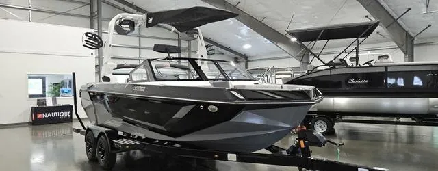 Slide: The Image of Nautique Super Air Nautique GS20 2025 - 2