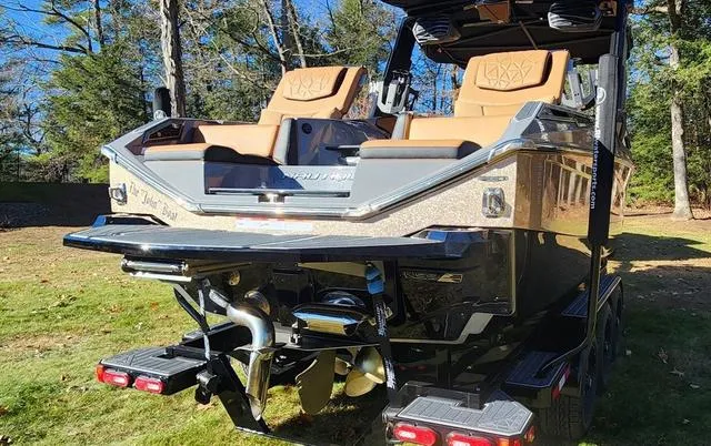 Slide: The Image of Nautique Super Air Nautique G25 Paragon 2022 - 24
