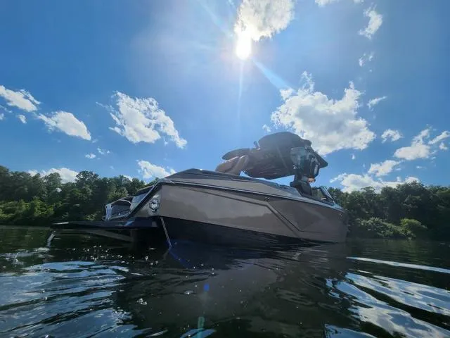 Slide: The Image of Nautique Super Air Nautique G25 Paragon 2022 - 7