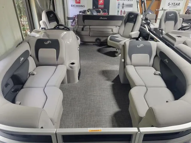 Slide: The Image of Barletta A20UC 2025 - 3