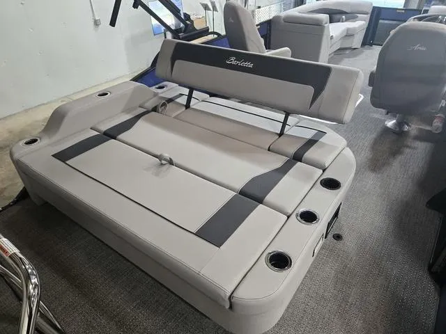 Slide: The Image of Barletta A22UC 2025 - 10