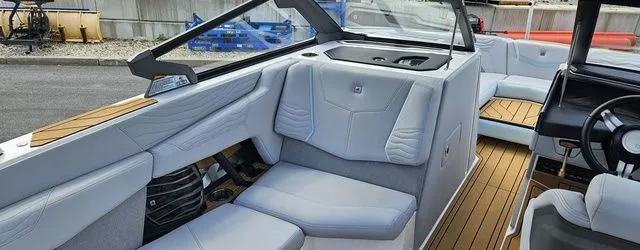 Slide: The Image of Nautique Super Air Nautique G23 2025 - 14