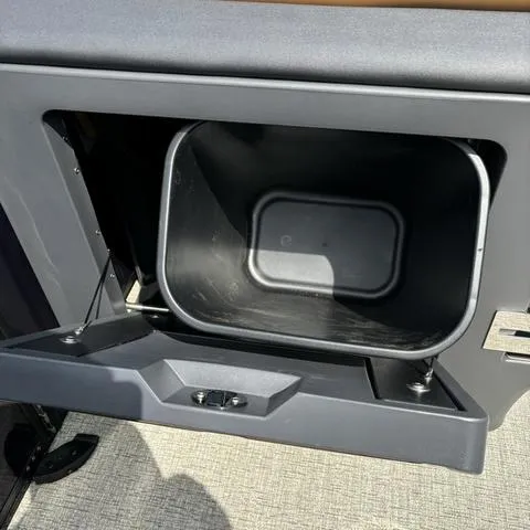 Slide: The Image of Bennington 22ML 2025 - 12