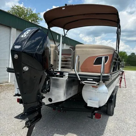 Slide: The Image of Bennington 25LTFB 2021 - 4