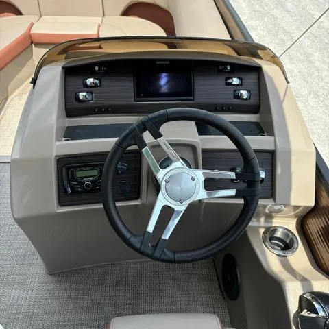 Slide: The Image of Bennington 25LTFB 2021 - 9