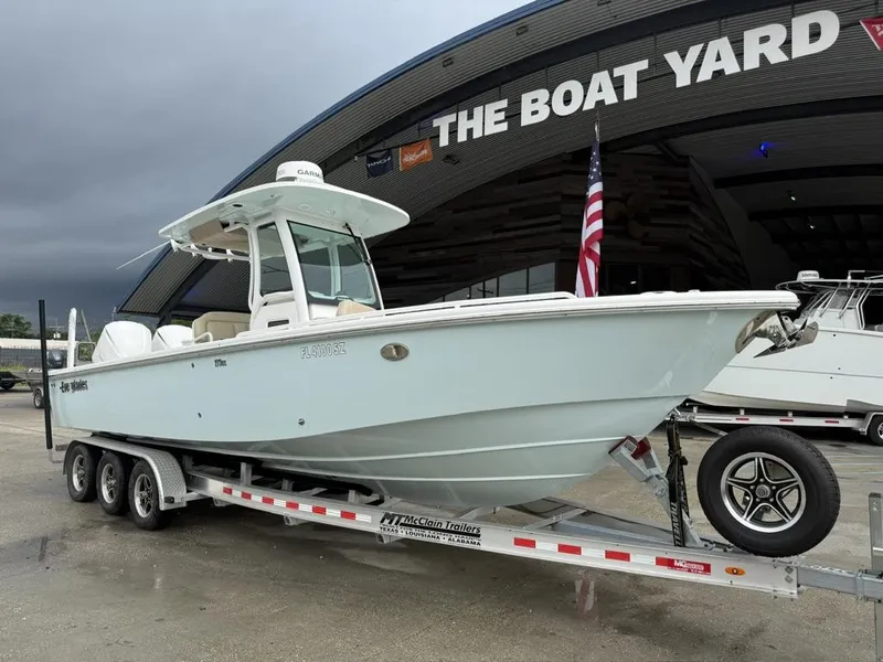 Slide: The Image of Everglades 273 Center Console 2021 - 7