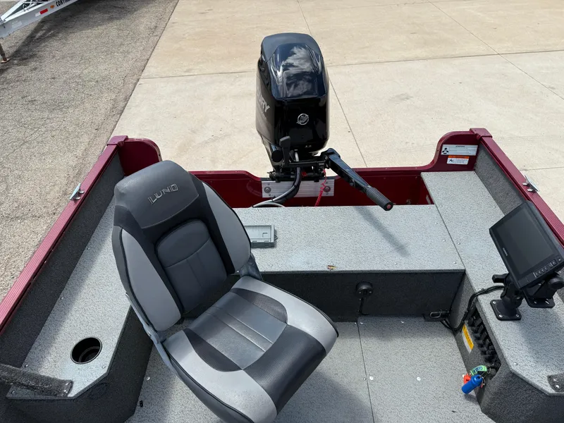 Slide: The Image of Lund 1625 Fury XL Tiller 2015 - 26