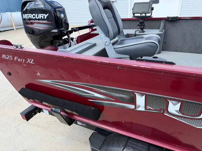 Slide: The Image of Lund 1625 Fury XL Tiller 2015 - 9