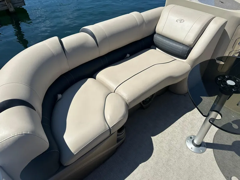 Slide: The Image of Luxurious seating on 2018 Avalon Catalina Platinum Entertainer pontoon boat. - 19