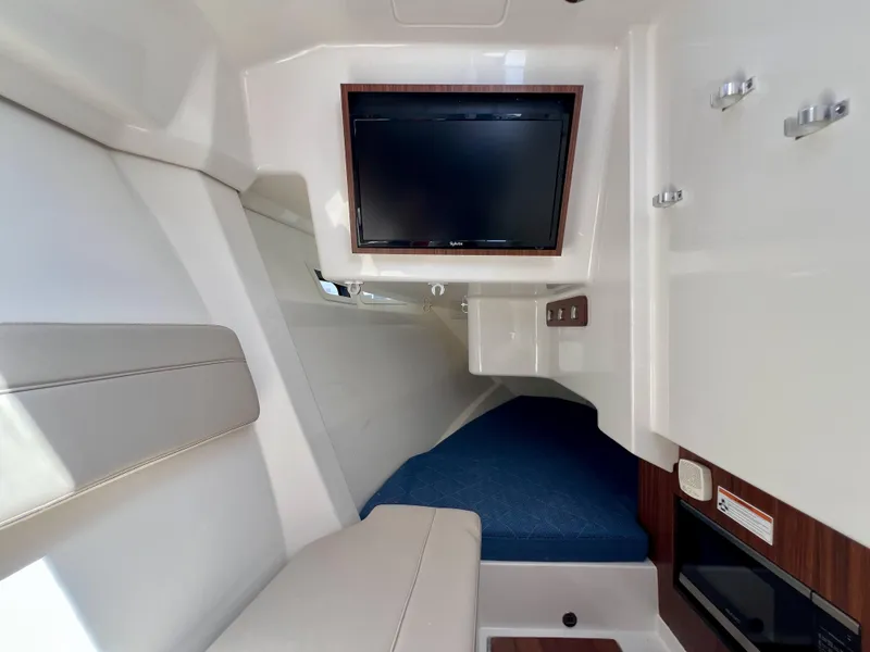 Slide: The Image of Pursuit DC 365 Dual Console 2021 - 15