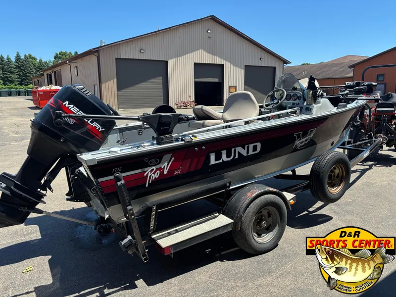 Slide: The Image of Lund 1775 Pro-V 1996 - 2