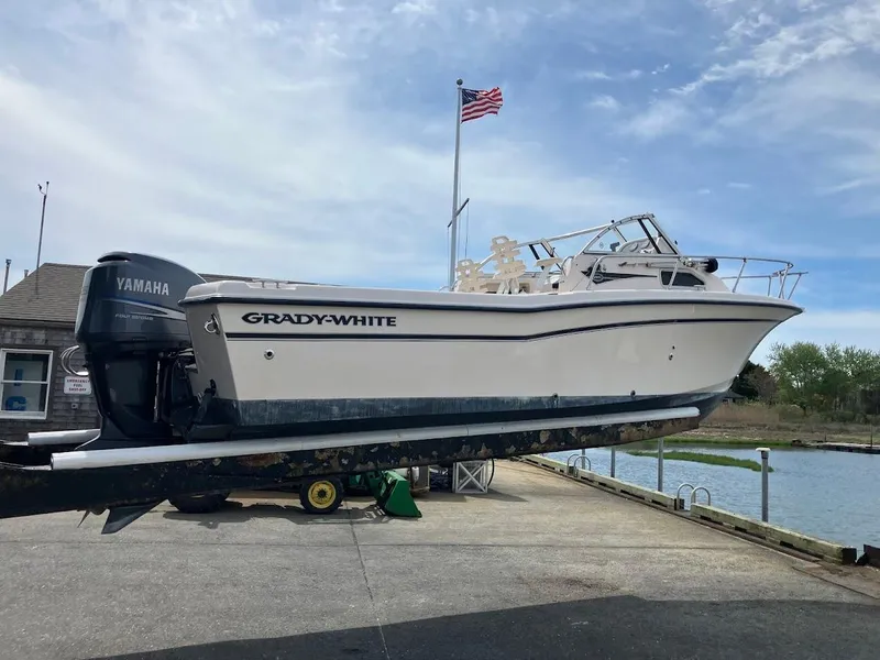 Slide: The Image of Grady-White Seafarer 226 2005 - 16