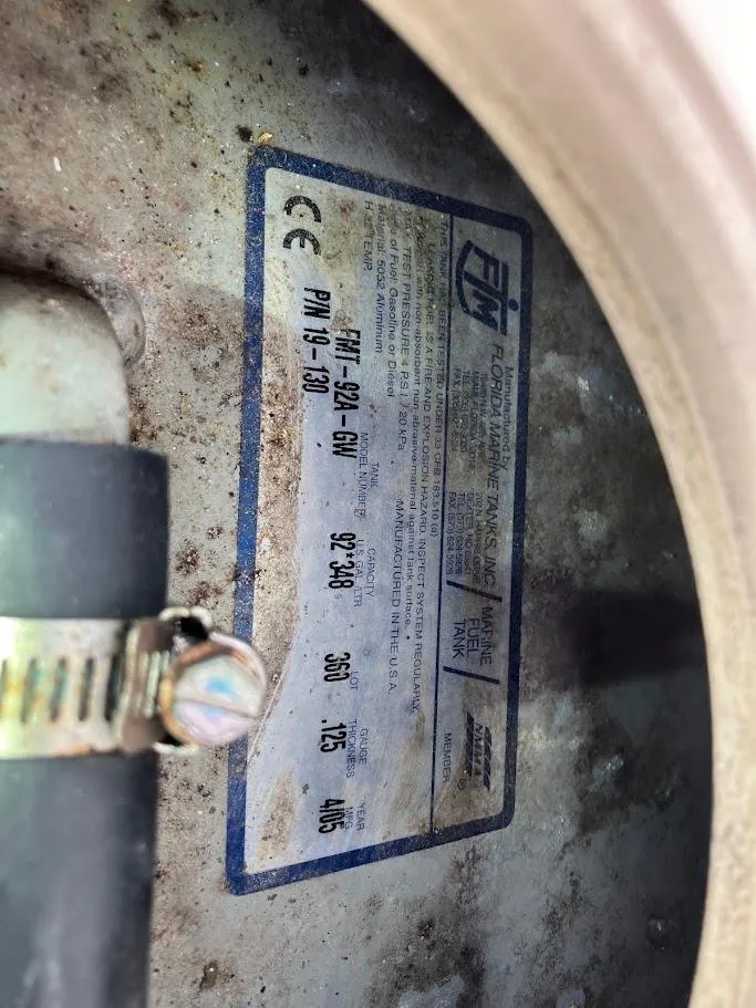 Slide: The Image of Grady-White Seafarer 226 2005 - 36