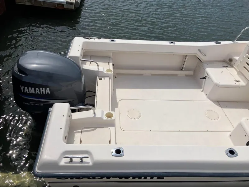 Slide: The Image of Grady-White Seafarer 226 2005 - 6