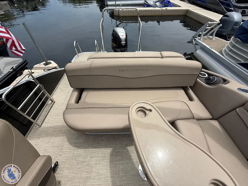 Slide: The Image of Bennington 22 SSBXP 2019 - 5