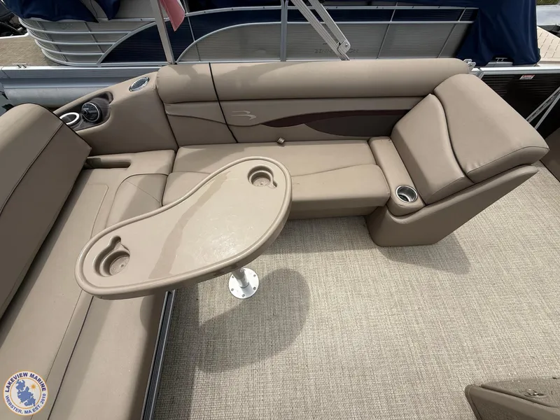 Slide: The Image of Bennington 22 SSBXP 2019 - 6