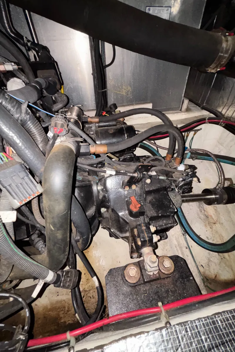 Slide: The Image of Carver Yachts 396 Aft Cabin Motor Yacht 2001 - 86