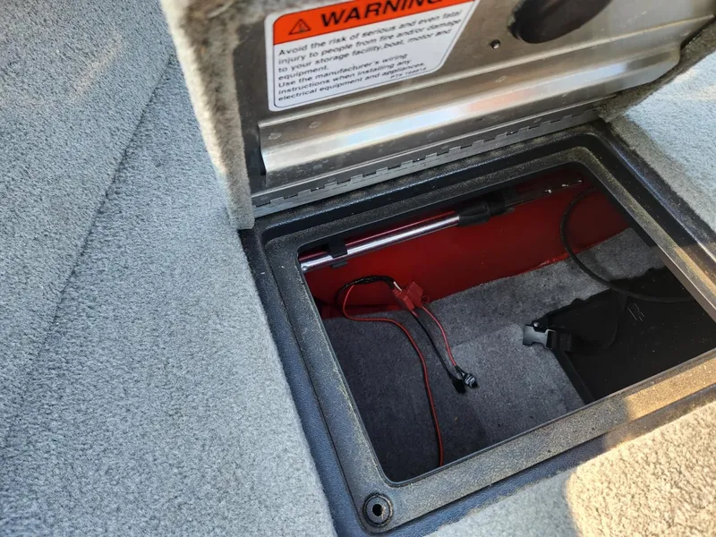 Slide: The Image of Tracker Pro Guide V 16 2012 - 9