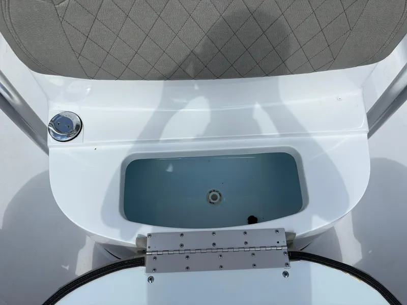 Slide: The Image of Sportsman Open 212 Center Console 2022 - 27
