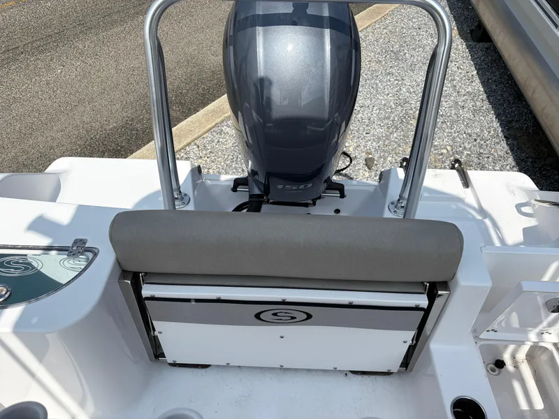 Slide: The Image of Sportsman Open 212 Center Console 2022 - 8
