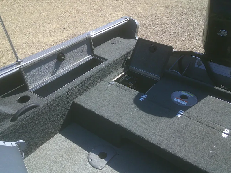 Slide: The Image of Lund 1825 Explorer Sport 2011 - 13