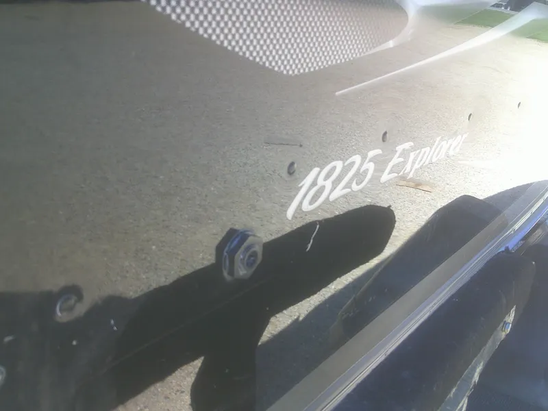 Slide: The Image of Lund 1825 Explorer Sport 2011 - 19